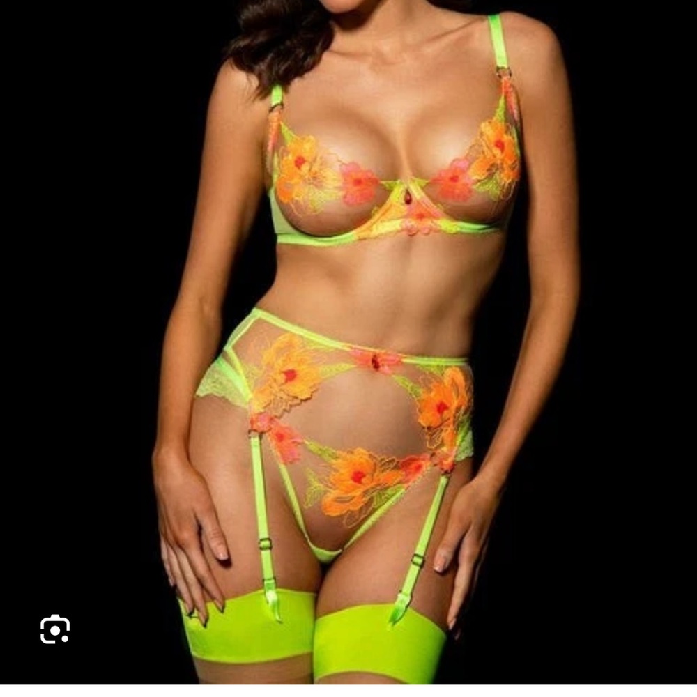 Honeybirdette Christine floral set 💚